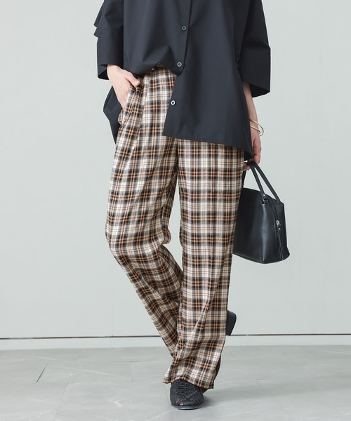 n'OrLABEL（ノアールレーベル）の「『ストレートチェックパンツ』（その他パンツ・レディース・ベージュ/グレー・1/2）」の15枚目の写真