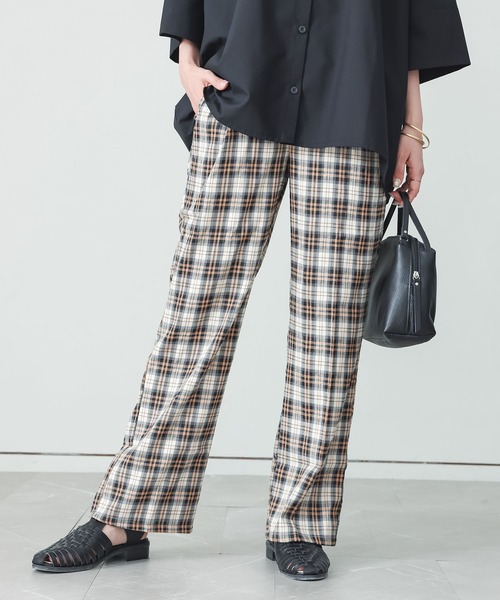 n'OrLABEL（ノアールレーベル）の「『ストレートチェックパンツ』（その他パンツ・レディース・ベージュ/グレー・1/2）」の13枚目の写真