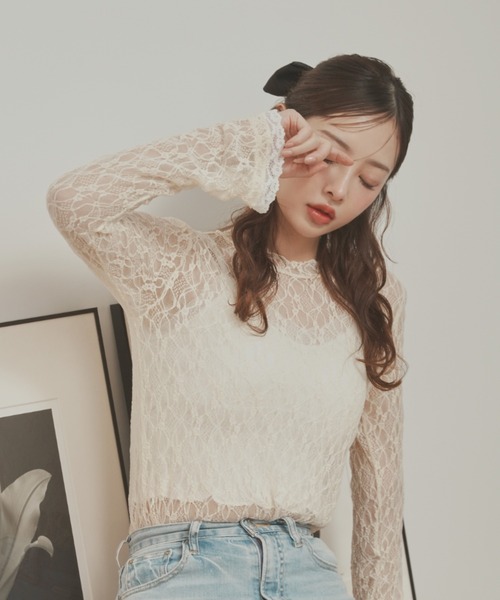 Lallana(ララーナ)の「配色レーストップス(Tシャツ/カットソー・レディース・アイボリー/ブラック・FREE)」の4枚目の写真