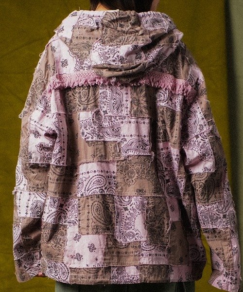 Universal Style Wear（ユニバーサルスタイルウェア）の「Universal Style Wear HAV-A-HANK ハバハンク パッチワーク フーディー（パーカー・メンズ・スミクロ/ホワイト/スモークピンク/グレイッシュブルー/グレー・X-LARGE/LARGE/MEDIUM）」の10枚目の写真