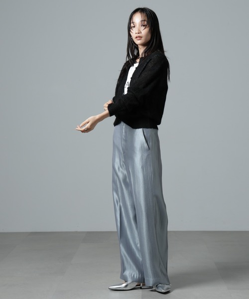 NANO universe（ナノユニバース）の「シャイニーサテンイージーパンツ（その他パンツ・レディース・ブラック/ブルーグレー/アイボリー・FREE）」の18枚目の写真