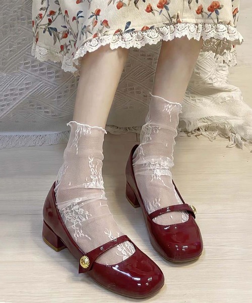 新品タグ付　gucci レース　ソックス　フラワー☆花柄 miniministore 花柄レース 靴下 レディース くるぶしソックス