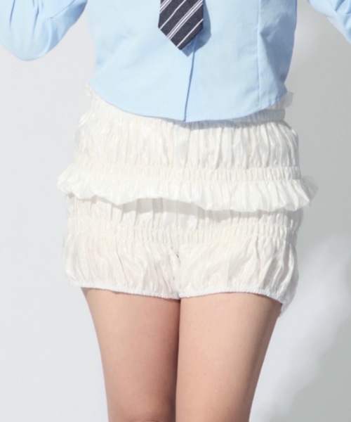 ALLuRing ChaRm(アリュリングチャーム)の「Ruffle Short Pants / フリルショートパンツ(その他パンツ・レディース・ホワイト・FREE)」の11枚目の写真