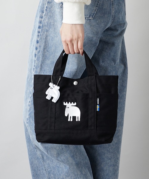 moz(モズ)の「moz(モズ) リフレクター付き キャンバスランチトートバッグ ZZHC-04R(エコバッグ/サブバッグ・レディース・ライトブルー/グレー/ピンク/ホワイト/ブラック×ホワイト/モスグリーン/イエロー/ストライプ/ブルーグリーン/ホワイト×パープル・ONE SIZE)」の3枚目の写真