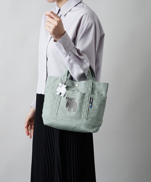 moz(モズ)の「moz(モズ) リフレクター付き キャンバスランチトートバッグ ZZHC-04R(エコバッグ/サブバッグ・レディース・ライトブルー/グレー/ピンク/ホワイト/ブラック×ホワイト/モスグリーン/イエロー/ストライプ/ブルーグリーン/ホワイト×パープル・ONE SIZE)」の5枚目の写真