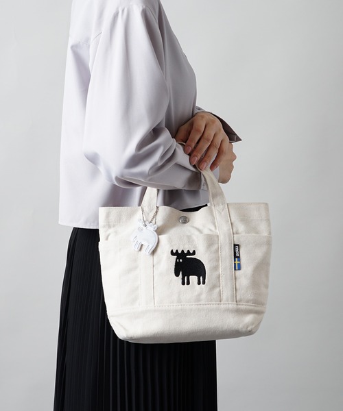moz(モズ)の「moz(モズ) リフレクター付き キャンバスランチトートバッグ ZZHC-04R(エコバッグ/サブバッグ・レディース・ライトブルー/グレー/ピンク/ホワイト/ブラック×ホワイト/モスグリーン/イエロー/ストライプ/ブルーグリーン/ホワイト×パープル・ONE SIZE)」の14枚目の写真