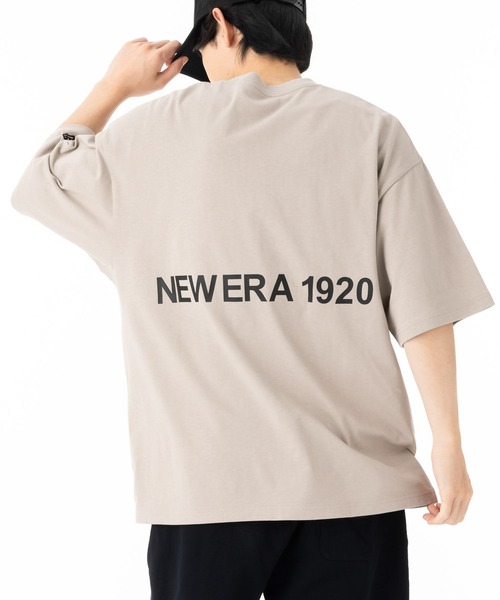 NEW ERA(ニューエラ)の「ニューエラ 半袖Tシャツ オーバーサイズ コットン(Tシャツ/カットソー・メンズ・ブラウン/ホワイト/ブラック/ベージュ・M/S/L/XL/XXL)」の4枚目の写真