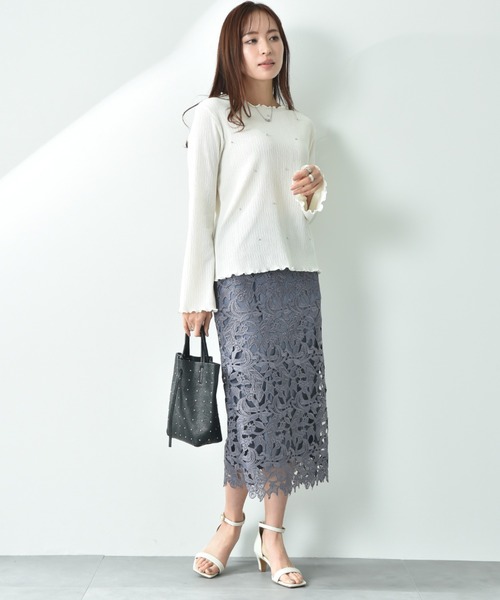 actuel（アクチュエル）の「【ａｃｔｕｅｌ】フクレジャガードビジュデザインプルオーバー（Tシャツ/カットソー・レディース・ブラック/アイボリー・FREE）」の4枚目の写真