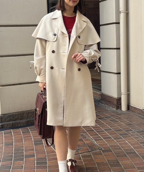 F i.n.t（フィント）の「袖レースアップケープトレンチ/fint　フィント（トレンチコート・レディース・アイボリー/ライトベージュ・FREE）」の4枚目の写真