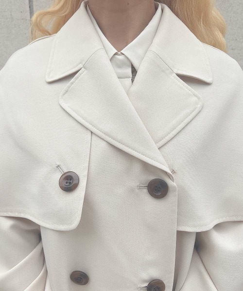 F i.n.t（フィント）の「袖レースアップケープトレンチ/fint　フィント（トレンチコート・レディース・アイボリー/ライトベージュ・FREE）」の15枚目の写真