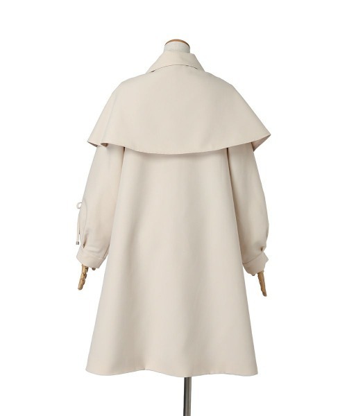 F i.n.t（フィント）の「袖レースアップケープトレンチ/fint　フィント（トレンチコート・レディース・アイボリー/ライトベージュ・FREE）」の19枚目の写真