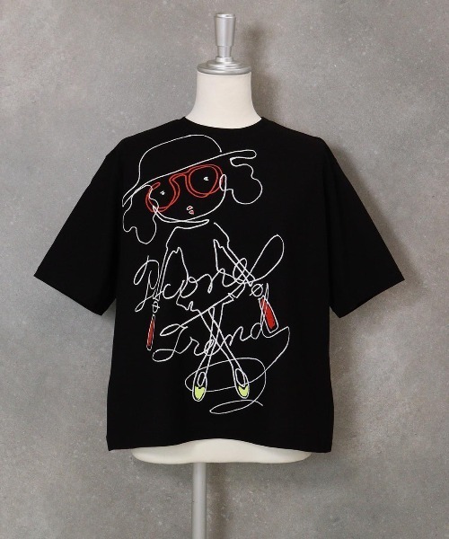 STUDIO PICONE(スタジオピッコーネ)の「線画イラスト冷感Tシャツ(Tシャツ/カットソー・レディース・ブラック/ブラウン/ホワイト/ライトグレー・LL/M/L)」の3枚目の写真