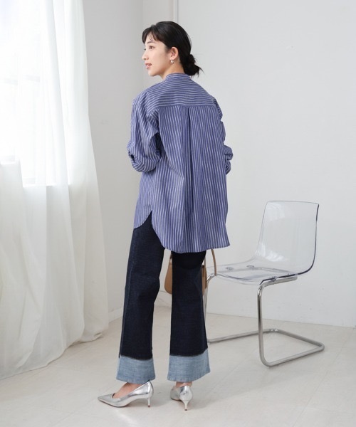 Bou Jeloud(ブージュルード)の「テトロン×コットンラメブロードストラップシャツ(シャツ/ブラウス・レディース・オフホワイト/ブルー・MEDIUM)」の18枚目の写真