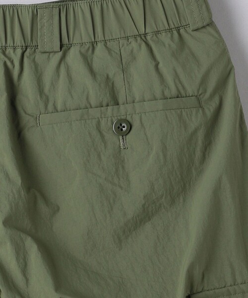 UNITED ARROWS（ユナイテッドアローズ）の「ダントツ撥水 ナイロン カーゴパンツ（カーゴパンツ・メンズ・ブラック/オリーブ・S/M/L/XL）」の14枚目の写真