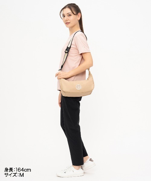 【Le coq sportif】 Nuvo Sports Crossbody Bag / 追跡付 le coq sportif ボアショルダーバッグ -デサントストア-DESCENTE
