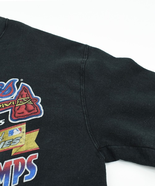 NBA/NFL/NHL/MLB(エヌビーエーエヌエフエルエヌエイチエルエムエルビー)の「【ヴィンテージ古着】90’s MLB Atlanta Braves プルオーバースウェット(スウェット・メンズ・ブラック・X-LARGE)」の6枚目の写真