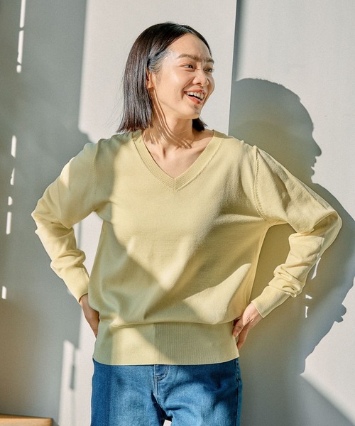 FOUND GOOD(ファウンドグッド)の「14GキレイナVネックニット(ニット/セーター・レディース・グリーン系2/イエロー系2/グレー系/ブルー系5/ベージュ/ブラック・S/M/L)」の6枚目の写真