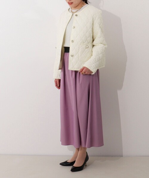 MICO COULIER（ミコクリエ）の「エンボスキルトジャケット（ブルゾン・レディース・オフホワイト/ネイビー・38）」の4枚目の写真