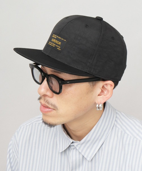 A.M.S.(エーエムエス)の「撥水 ムラ染風 ワッシャーナイロン 平つば ベースボールキャップ(キャップ・メンズ・ブラック/グレイッシュベージュ/ライトグレー/ブラック系その他/グレー系その他・FREE)」の22枚目の写真