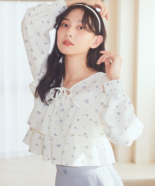 earth music&ecology（アースミュージックアンドエコロジー）の「ティアードアンサンブルブラウス（シャツ/ブラウス・レディース・アイボリー/ピンク/ライトグレー系1・FREE）」の2枚目の写真