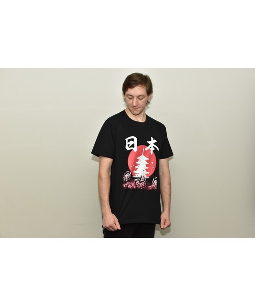 JIN plus(ジンプラス)の「日の丸と塔 JINプラス半袖Tシャツ(Tシャツ/カットソー・メンズ・ブラック系その他4/ホワイト系その他3/ブラック系その他2/ブラック系その他/ブラック系その他5・X-LARGE/LARGE/MEDIUM/SMALL/XX-LARGE)」の7枚目の写真