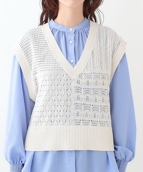 Cutie Blonde（キューティーブロンド）の「パッチワーク風 編み地切替えニットベスト（ベスト・レディース・オフホワイト/チャコールグレー・00）」の11枚目の写真