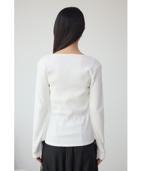 AZUL by moussy（アズールバイマウジー）の「ダイヤネック長袖リブトップス（Tシャツ/カットソー・レディース・ベージュ/ブラック/オフホワイト・SMALL/MEDIUM）」の9枚目の写真