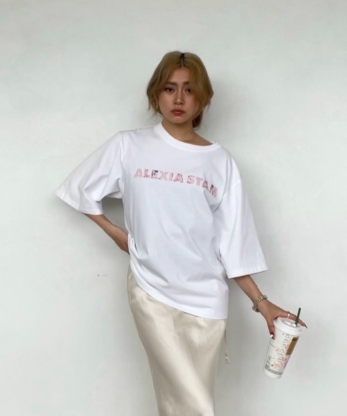 ALEXIA STAM(アリシアスタン)の「Floral Logo Tee Charcoal /フローラルロゴT(Tシャツ/カットソー・レディース・ピンク・FREE)」の1枚目の写真