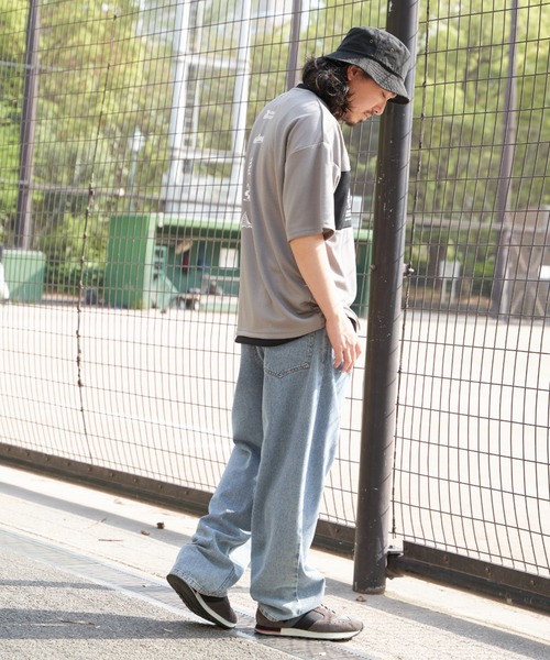 NO NEED(ノーニード)の「カットメッシュプリントVネックTシャツ(Tシャツ/カットソー・メンズ・ホワイト/ブラック/グレー・L/M)」の19枚目の写真