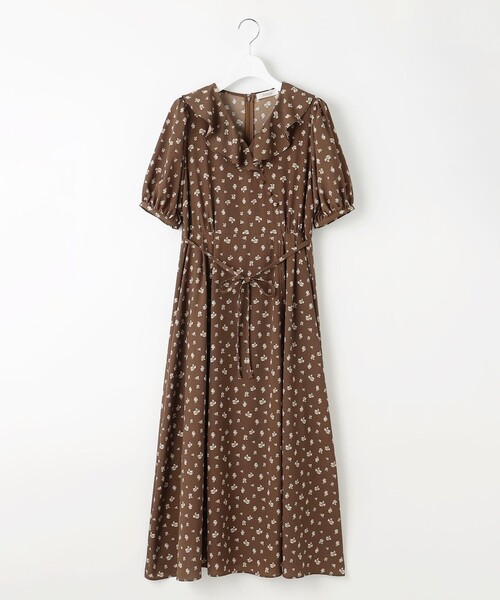 Feroux(フェルゥ)の「カシュクールデザイン 小花プリントワンピース(ワンピース・レディース・ダークブラウン系/レッド系・1/2)」の11枚目の写真