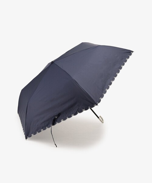 Afternoon Tea（アフタヌーンティー）の「【UVカット率・遮光率100%生地使用】スカラップリボン刺繍晴雨兼用折りたたみ傘 日傘（折りたたみ傘・レディース・ネイビー/ブルー/オフホワイト・ONE SIZE）」の2枚目の写真