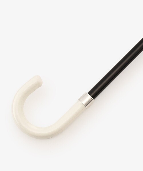 Afternoon Tea（アフタヌーンティー）の「【UVカット率・遮光率100%生地使用】スカラップリボン刺繍晴雨兼用折りたたみ傘 日傘（折りたたみ傘・レディース・ネイビー/ブルー/オフホワイト・ONE SIZE）」の13枚目の写真