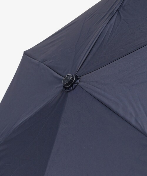 Afternoon Tea（アフタヌーンティー）の「【UVカット率・遮光率100%生地使用】スカラップリボン刺繍晴雨兼用折りたたみ傘 日傘（折りたたみ傘・レディース・ネイビー/ブルー/オフホワイト・ONE SIZE）」の14枚目の写真