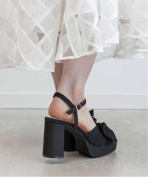 RANDA プリーツリボンデザインヒールサンダル ブラック LL プリーツリボンデザインヒールサンダル（サンダル）｜RANDA（ランダ