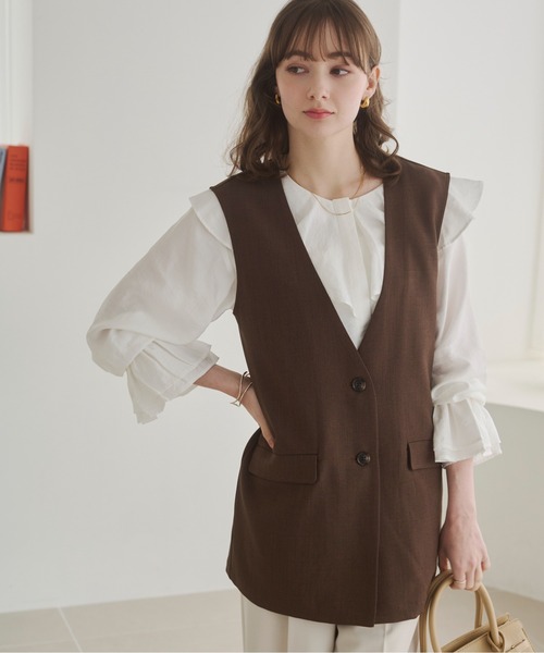 ANGIE(アンジー)の「ノーカラー ベスト / ジレ / オフィスカジュアル / 通勤 / 春服 / 夏服(ベスト・レディース・ブラウン/ベージュ/ブラック・FREE)」の19枚目の写真