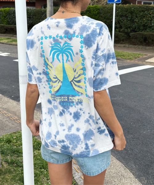 ROXY(ロキシー)の「SUMMER DREAMS /ロキシーバックプリントタイダイ柄半袖Tシャツ(Tシャツ/カットソー・レディース・オレンジ/ミント/ブルー・LARGE/MEDIUM/SMALL)」の1枚目の写真