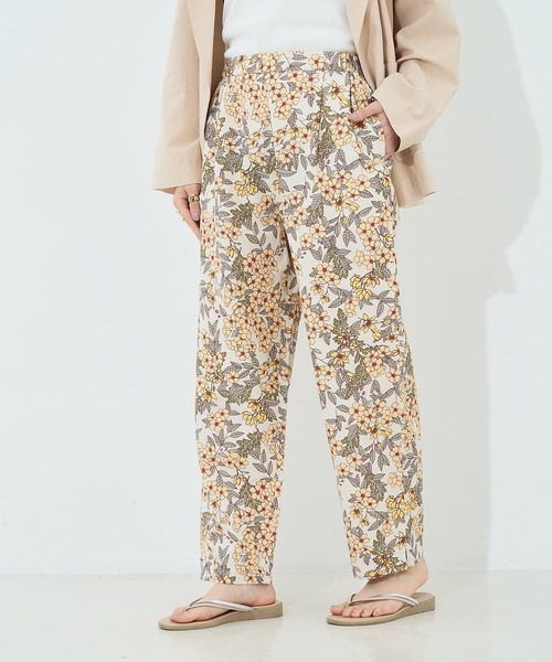 collex（コレックス）の「ボタニカルプリントパンツ（その他パンツ・レディース・イエロー/ネイビー・フリー）」の4枚目の写真