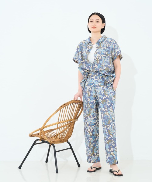 collex（コレックス）の「ボタニカルプリントパンツ（その他パンツ・レディース・イエロー/ネイビー・フリー）」の9枚目の写真