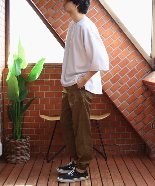 8(eight)(エイト)の「切替ワイドシルエットTシャツ(Tシャツ/カットソー・メンズ・グレー系その他/ブラック/ネイビー/ライトブラウン・LARGE/MEDIUM/X-LARGE)」の21枚目の写真