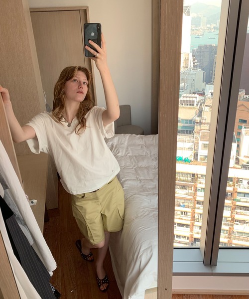 LONSLAN（ロンスラン）の「【LONSLAN】VネックオーバーTシャツ（Tシャツ/カットソー・レディース・ブラック/ホワイト/ネイビー・M）」の13枚目の写真