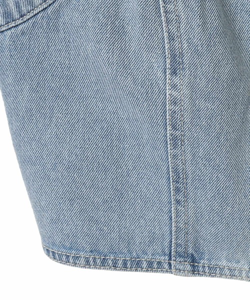 earth music&ecology(アースミュージックアンドエコロジー)の「フロントジップデニムビスチェ(ベスト・レディース・ライトインディゴブルー/ブラック・FREE)」の18枚目の写真