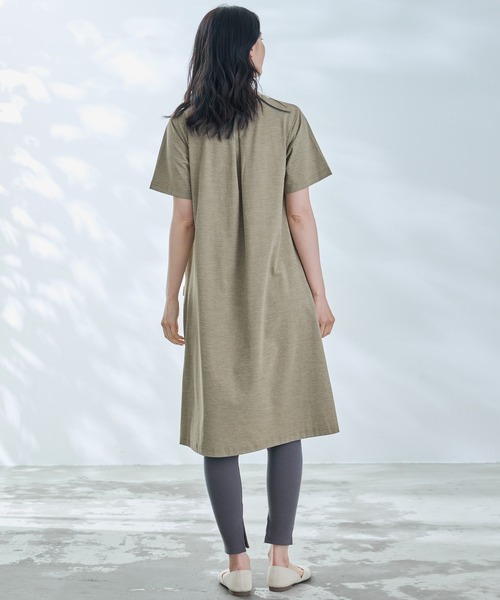 Arnold Palmer（アーノルドパーマー）の「タウン＆レジャー Tシャツ ワンピース（ワンピース・レディース・ブラック/アイボリー/カーキ・L/M/S）」の13枚目の写真