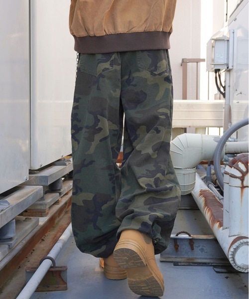 カモフラ柄ミリタリーワイドパンツ/リアルツリー柄/迷彩/丈感