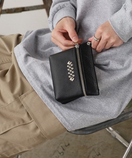 人気新品 LEATHER STUDS CALEE/キャリー ZIP ジップポーチ（ポーチ POUCH 小物