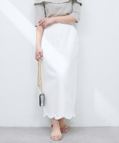 natural couture（ナチュラルクチュール）の「裾フリンジスカラップデニムスカート（スカート・レディース・インディゴブルー/オフホワイト/ブルー・SMALL/MEDIUM/LARGE）」の9枚目の写真