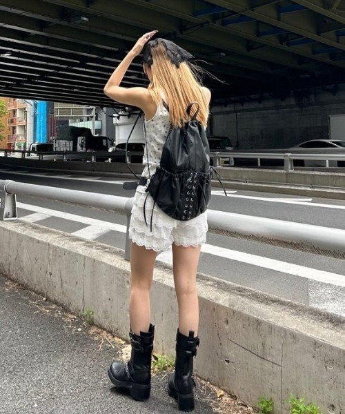 SLY（スライ）の「F/LEATHER BONDAGE KNAPSACK フェイクレザー ボンデージ ナップサック（バックパック/リュック・レディース・ブラック・FREE）」の11枚目の写真