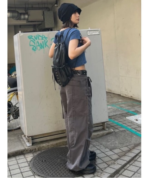 SLY（スライ）の「F/LEATHER BONDAGE KNAPSACK フェイクレザー ボンデージ ナップサック（バックパック/リュック・レディース・ブラック・FREE）」の16枚目の写真