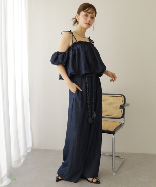 LAULEN(ローレン)の「double tuck belted wide pants/ダブルタック編み込みベルト付きワイドパンツ(その他パンツ・レディース・ネイビー・S/M)」の2枚目の写真