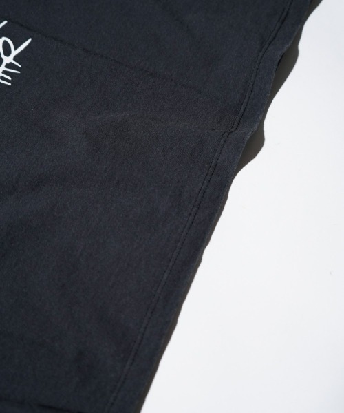 THRIFTY LOOK(スリフティールック)の「THRIFTY LOOK / スリフティールック THRIFTY "KENDRICK LAMAR" TEE ケンドリック・ラマー ユーズド加工 HIPHOP ヒップホップTシャツ(Tシャツ/カットソー・メンズ・ブラック系その他/ブラック系その他2/ブラック・LARGE/X-LARGE/MEDIUM)」の21枚目の写真
