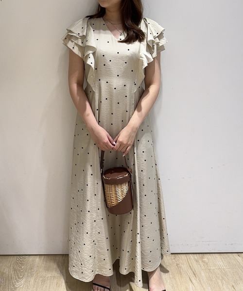 JUSGLITTY（ジャスグリッティー）の「フリルサマーワンピース（ワンピース・レディース・ライトブルー/ライトイエロー/ネイビー/ドット・0/1/2）」の6枚目の写真